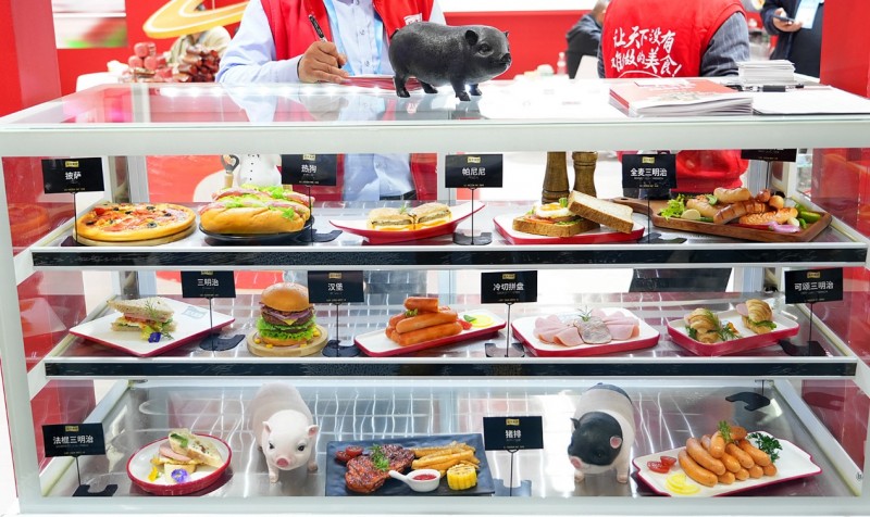 龙大美食新品亮相良之隆电商节 拓展正餐场景，延伸餐饮渠道